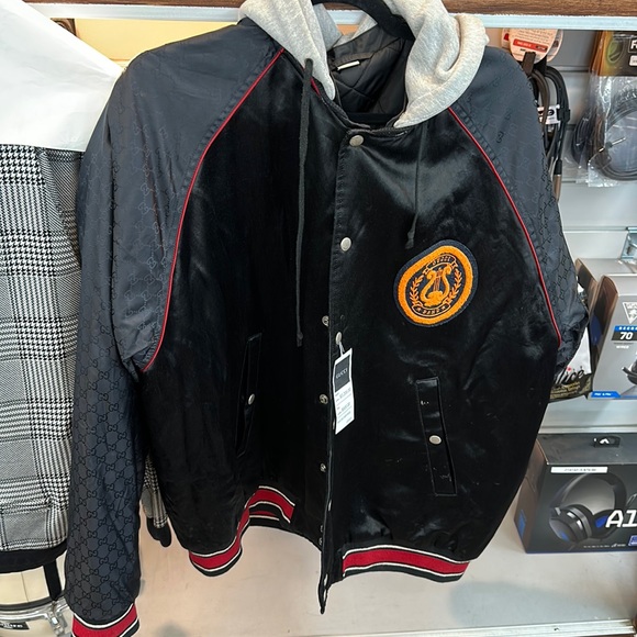 Gucci jacket - Picture 1 of 5